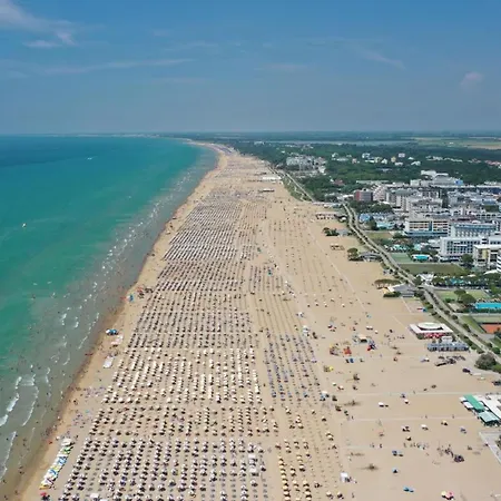 Spacious Flat With Sea View Terrace - Beahost * Bibione