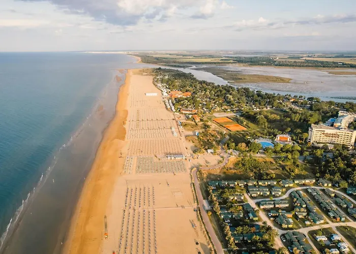 Spacious Flat With Sea View Terrace - Beahost Apartamento Bibione