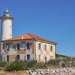 Spacious Flat With Sea View Terrace - Beahost