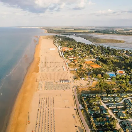 Spacious Flat With Sea View Terrace - Beahost Апартаменты Бибионе